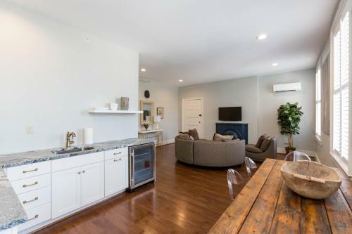 Apartamento Hhh Colonel Suite