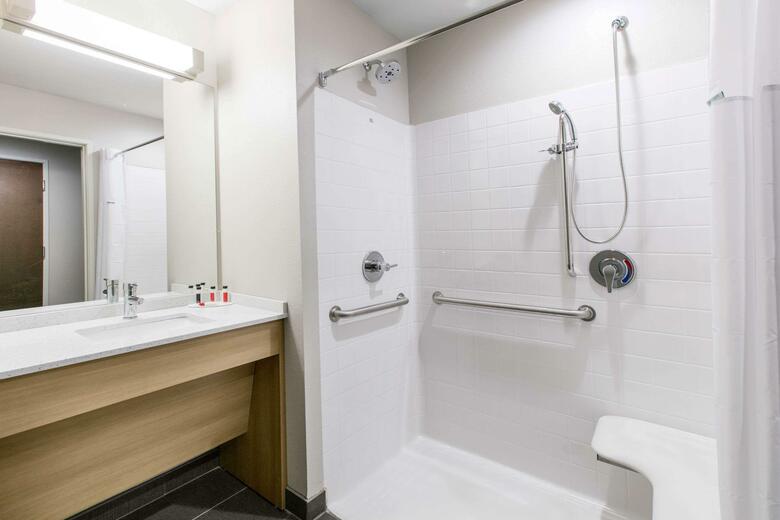 Hotel Microtel Inn And Suites By Wyndham Lubbock