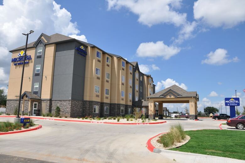Hotel Microtel Inn And Suites By Wyndham Lubbock