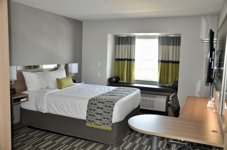 Hotel Microtel Inn And Suites By Wyndham Lubbock
