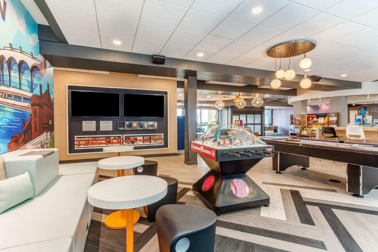 Hotel Tru By Hilton Madison West