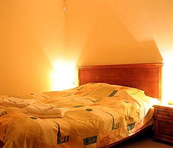 Hotel Chalets At Pamporovo Village