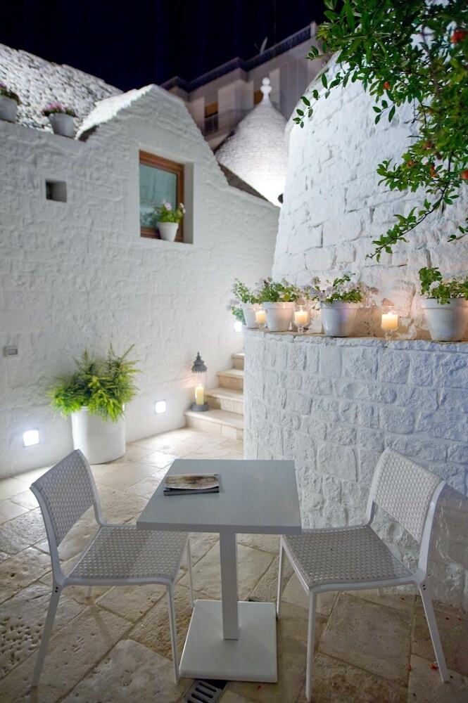Hotel Le Alcove Luxury Resort Nei Trulli