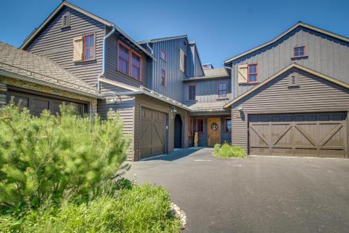 The Lodges 1145