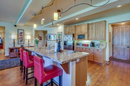 The Lodges 1145