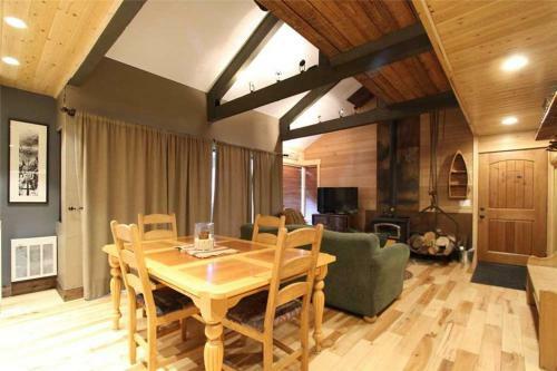 Apartamento Bigwood 80 ( 2-bedroom Condo )
