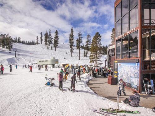 Snowcreek 233