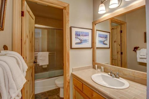 Snowcreek 233