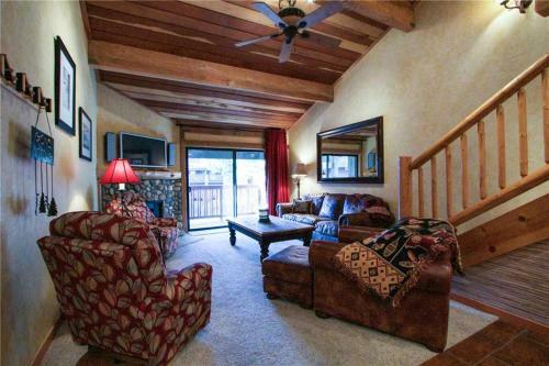 Apartamento Summit Condominium 106