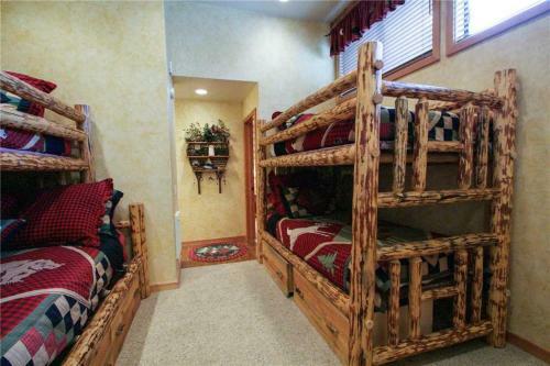 Apartamento Summit Condominium 106