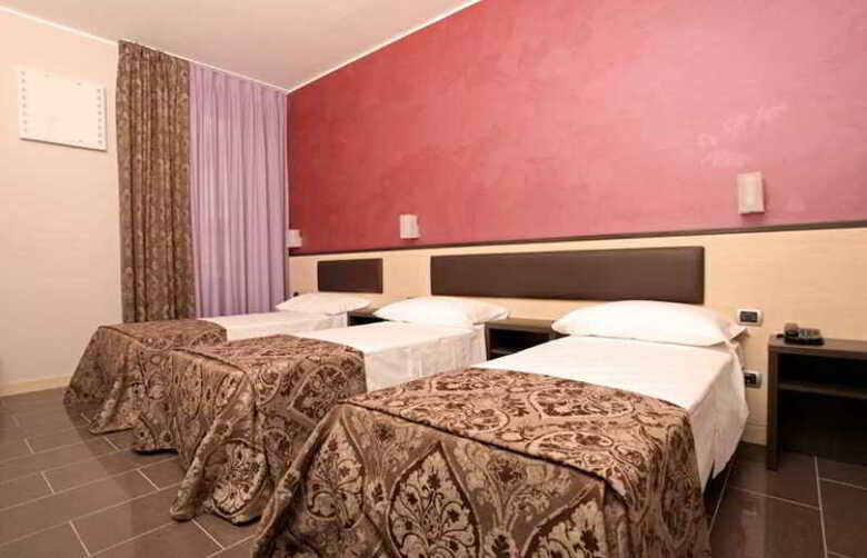 Hotel Five
