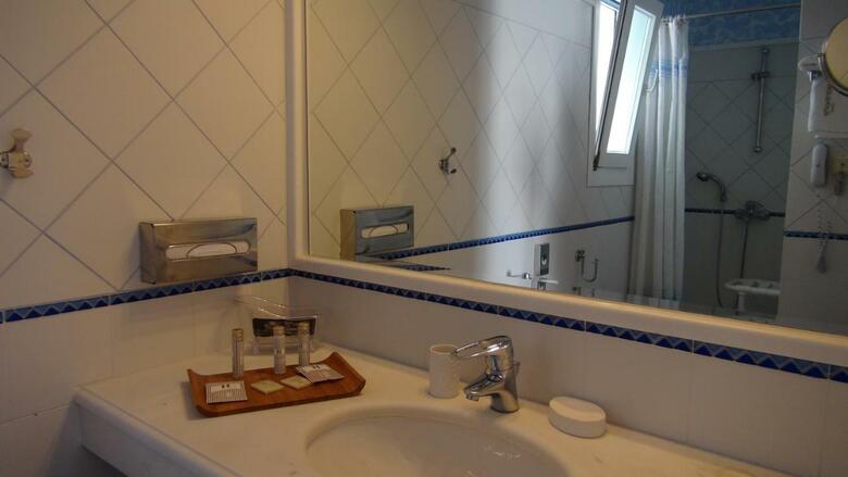 Hotel Harmony (sea View)