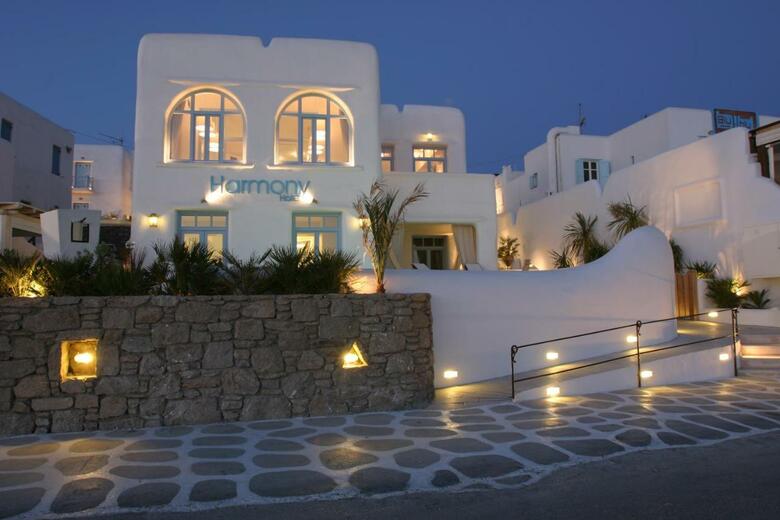 Hotel Harmony (sea View)
