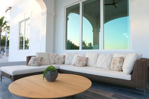 Hotel Isla Bella Beach Resort