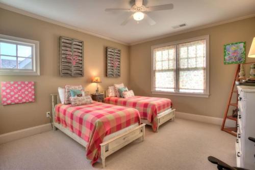 Mountain Vista Home