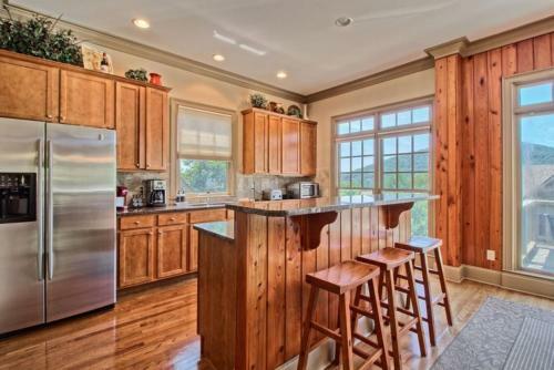 Eagles Nest Home