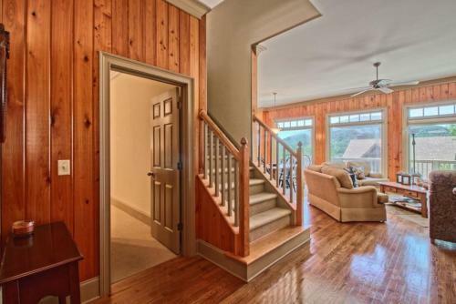 Eagles Nest Home
