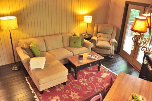Chalet 35 Cabin
