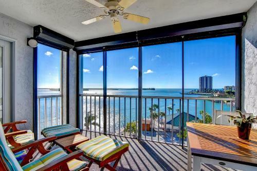 Eagle Cay Building 5-602