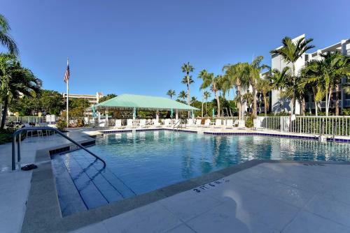 Eagle Cay Building 5-602