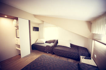 Hotel Fini