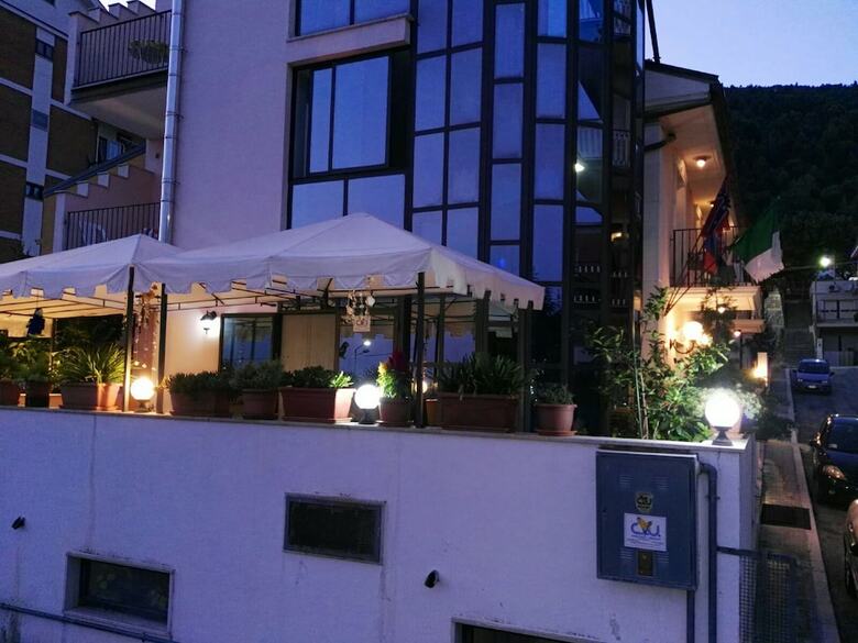 Hotel Carriera