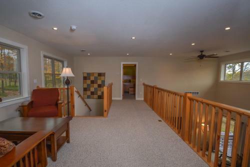 Barley Moon Retreat Five-bedroom Holiday Home
