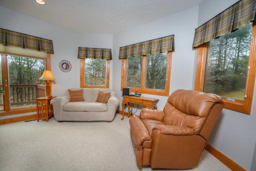 Cottage On The Marsh Four-bedroom Holiday Home