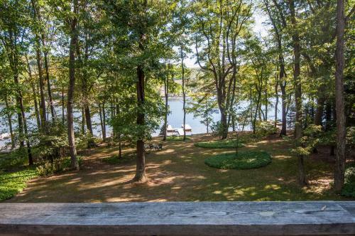 Woodhaven Four-bedroom Holiday Home