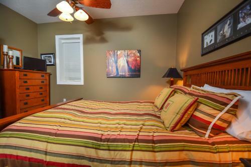 Canadian Day Four-bedroom Holiday Home