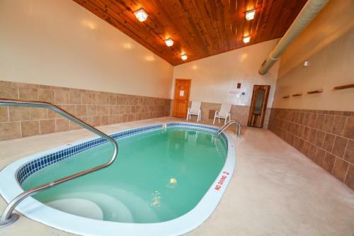 No Worries Five-bedroom Holiday Home