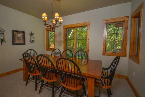 Baraboo Lodge Four-bedroom Holiday Home