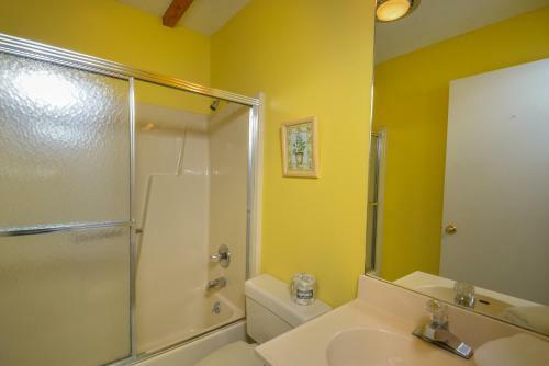 Deep Creek Village #23 Three-bedroom Holiday Home