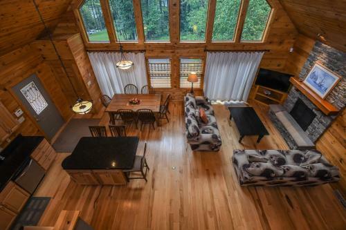 Easy Like Sunday Morning Three-bedroom Holiday Home
