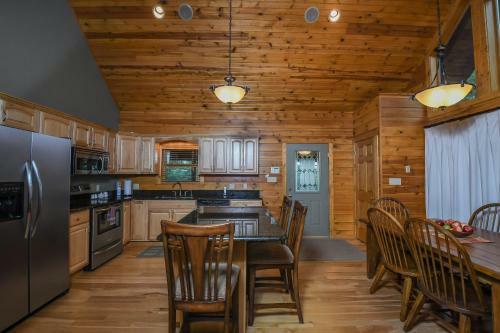 Easy Like Sunday Morning Three-bedroom Holiday Home