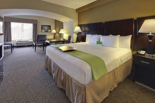 Hotel La Quinta By Wyndham Memphis Wolfchase