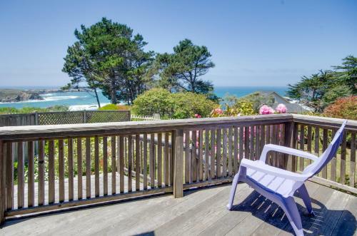 Headlands Cove