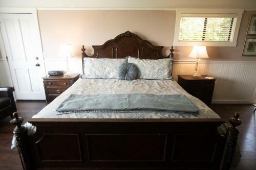 Bed & Breakfast Agate Cove Inn