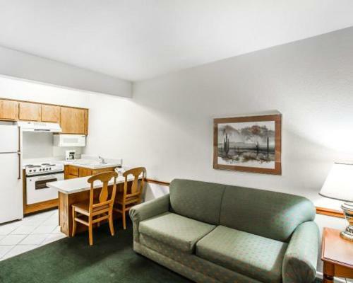 Hotel American Inn & Suites Mesa