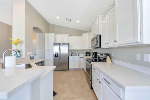 E Mesa House Sterling Dr