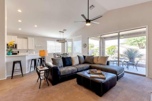 E Mesa House Sterling Dr
