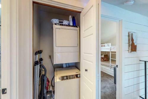 Brundage Meadows Unit 4