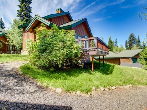 Cottage Court Condo