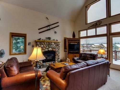 Cedar Lane Golf Course Home