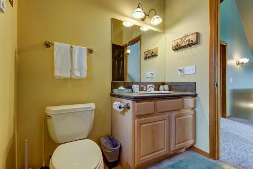 Cedar Lane Golf Course Home