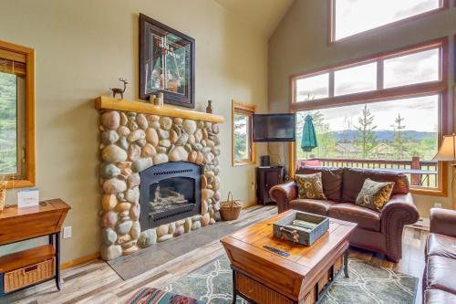 Cedar Lane Golf Course Home