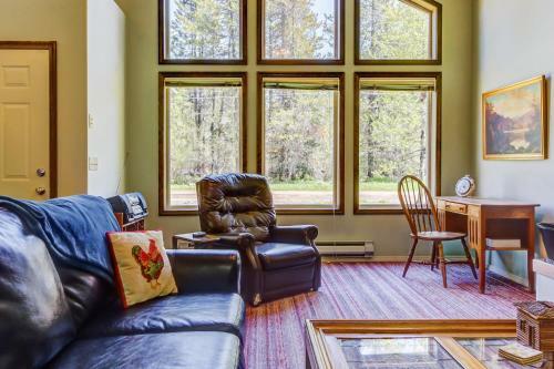 Toney Family Legacy With Payette Lake Access