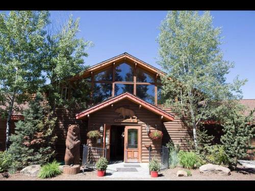 Bear Creek Lodge Mccall