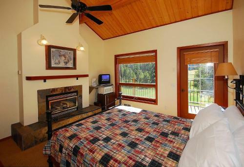 Bear Creek Lodge Mccall