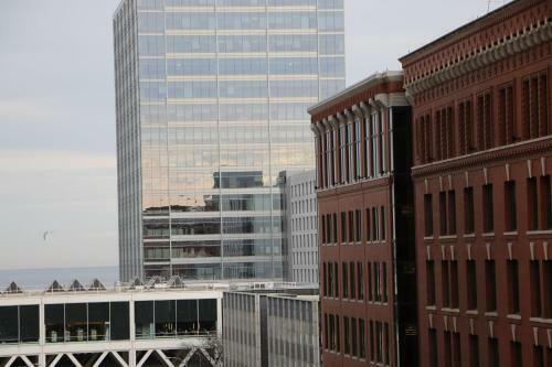North Cass Street One Bedroom Apartment